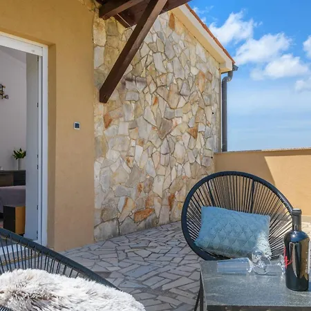 Boky Tatil Evi